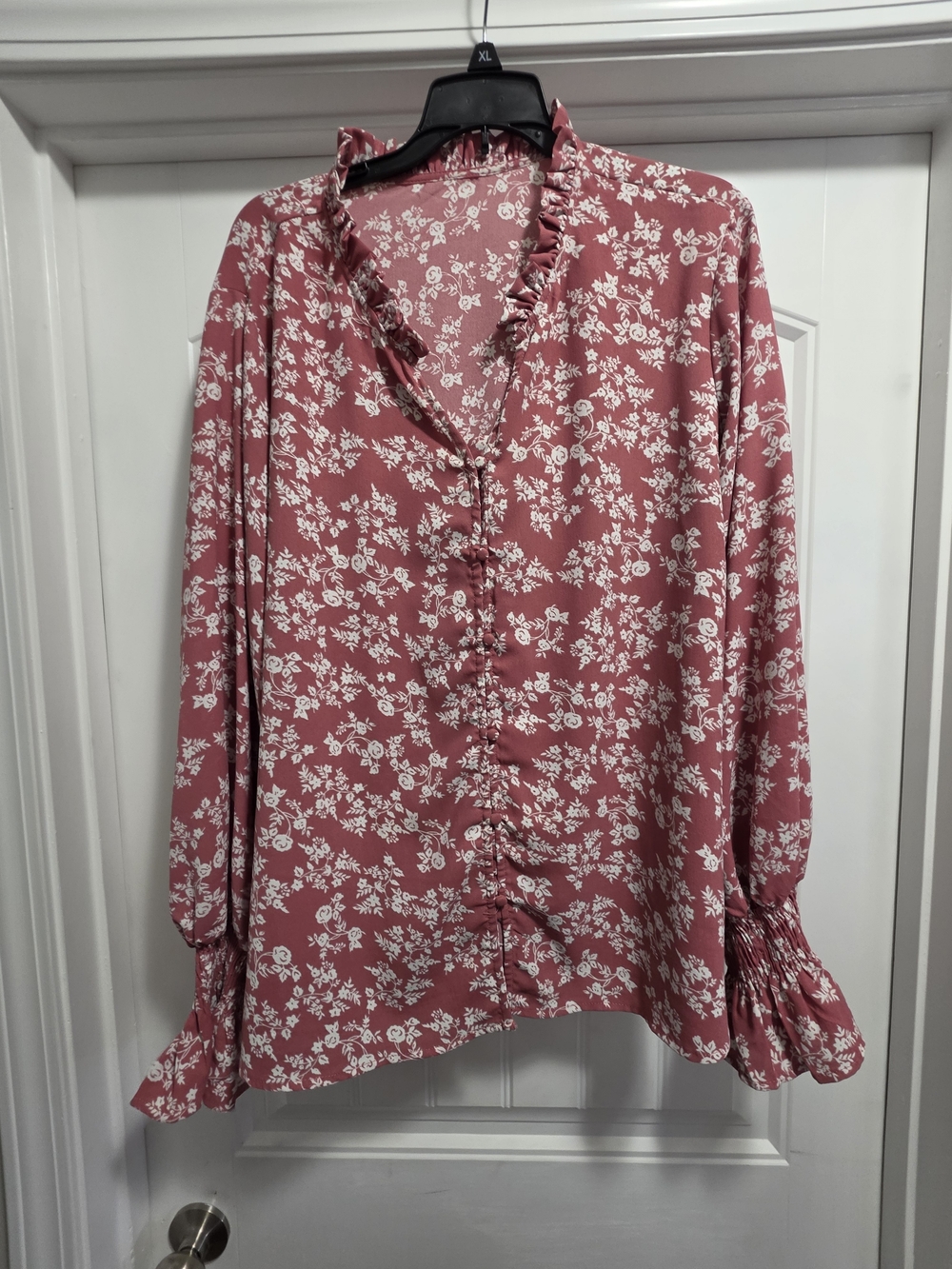 Floral Ruffled V-Neck Blouse in Dusty Rose